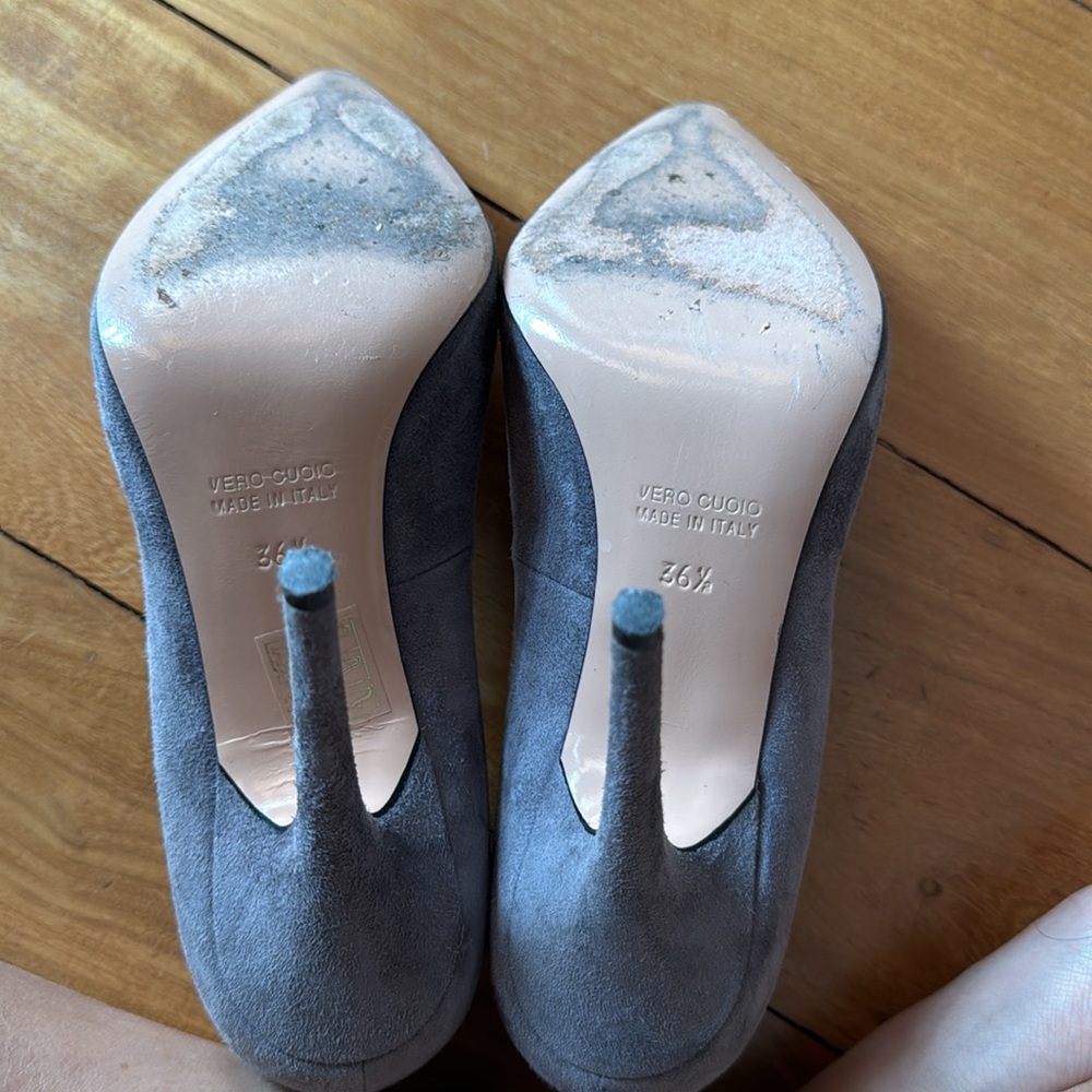Gray Suede Pointy Pumps - image 3